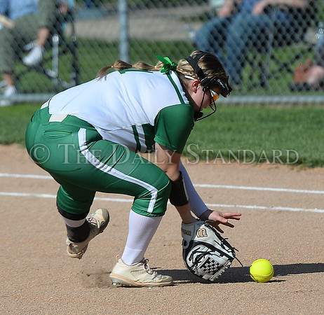 celina-coldwater-softball-011