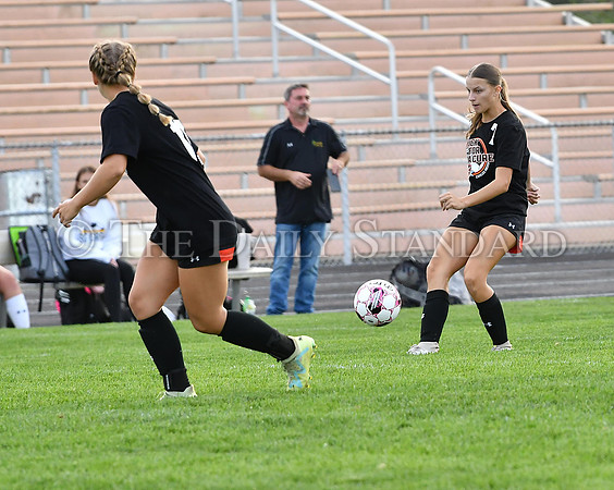 coldwater-ottoville-soccer-girls-003
