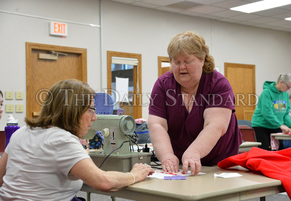 st-marys-library-sewing-class-012