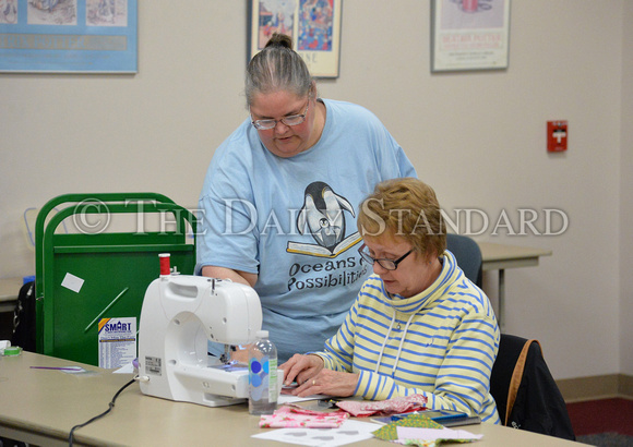 st-marys-library-sewing-class-033