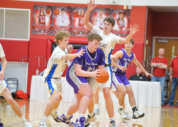 marion-local-fort-recovery-basketball-boys-041