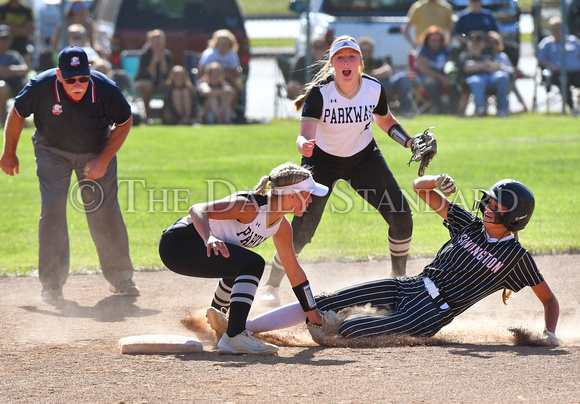 parkway-covington-softball-014