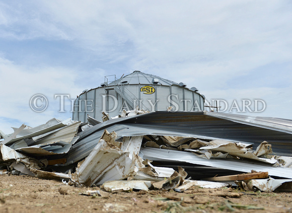 tornado-cleanup-in-fort-recovery-013
