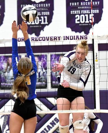 fort-recovery-delphos-st-johns-volleyball-004