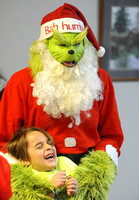 the-grinch-at-rockford-carnegie-library-008