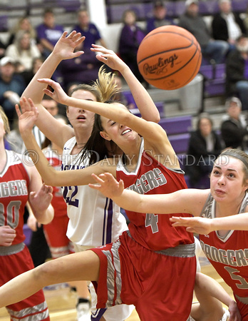 fort-recovery-new-knoxville-basketball-girls-007