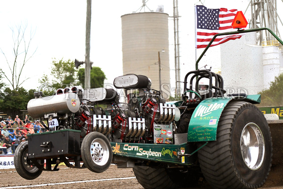 fort-recovery-tractor-pull-001