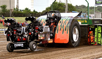 fort-recovery-tractor-pull-008
