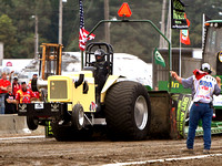 fort-recovery-tractor-pull-009