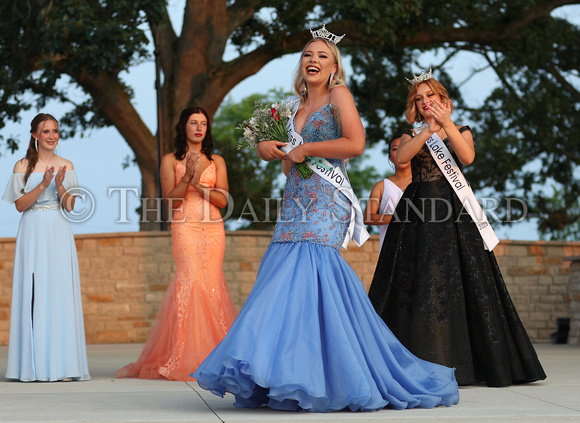 miss-lake-festival-pageant-375
