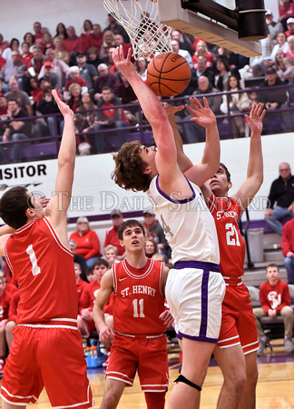 fort-recovery-st-henry-basketball-boys-010