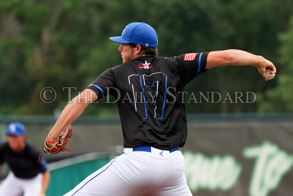 mariners-vs-muskegon-clippers-college-baseball-002